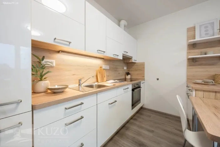 Pronájem bytu 2+kk, Brno, Moskalykova, 48 m2