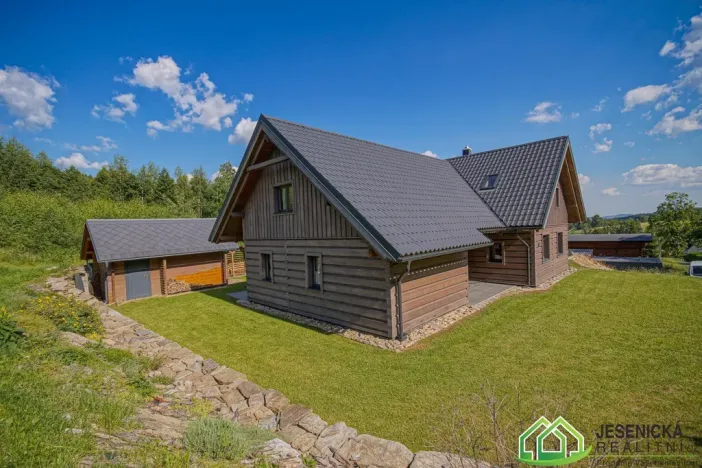 Prodej chalupy, Staré Město - Chrastice, Hynčice pod Sušinou, 288 m2