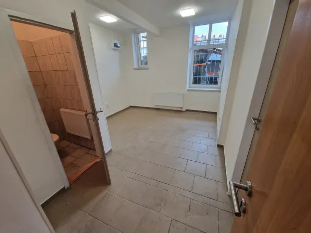 Pronájem obchodního prostoru, Ostrava - Mariánské Hory, Bendlova, 165 m2