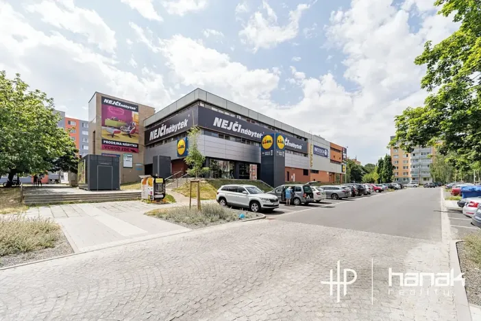 Pronájem bytu 2+1, Olomouc, tř. Svornosti, 54 m2