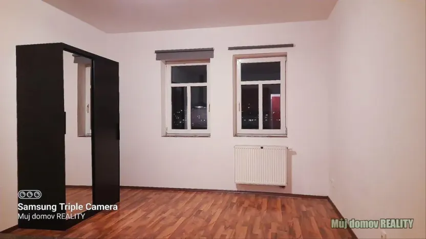 Pronájem bytu 1+kk, Praha - Vysočany, Freyova, 35 m2