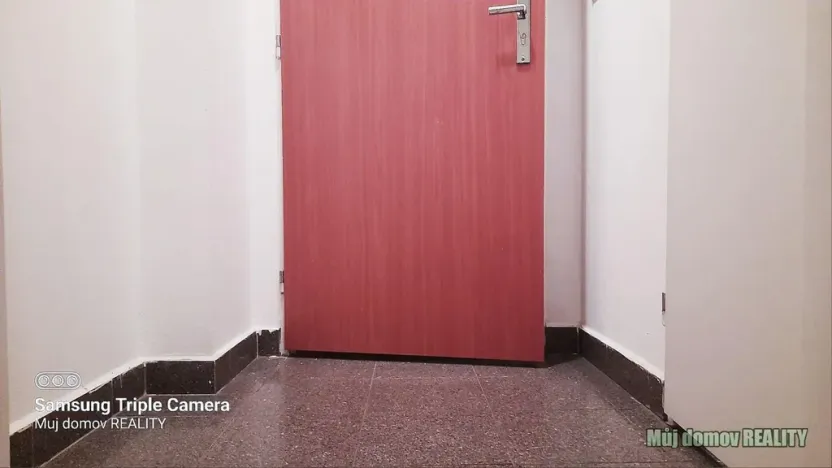 Pronájem bytu 1+kk, Praha - Vysočany, Freyova, 35 m2
