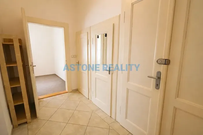 Pronájem bytu 3+kk, Praha - Strašnice, Nad vodovodem, 66 m2