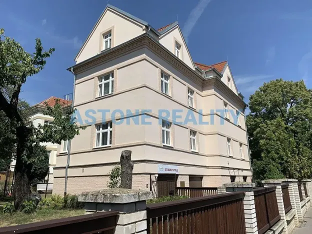 Pronájem bytu 3+kk, Praha - Strašnice, Nad vodovodem, 66 m2
