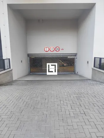 Pronájem garážového stání, Olomouc, Edmunda Husserla, 13 m2