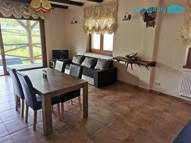 Pronájem rodinného domu, Velká Hleďsebe, 200 m2