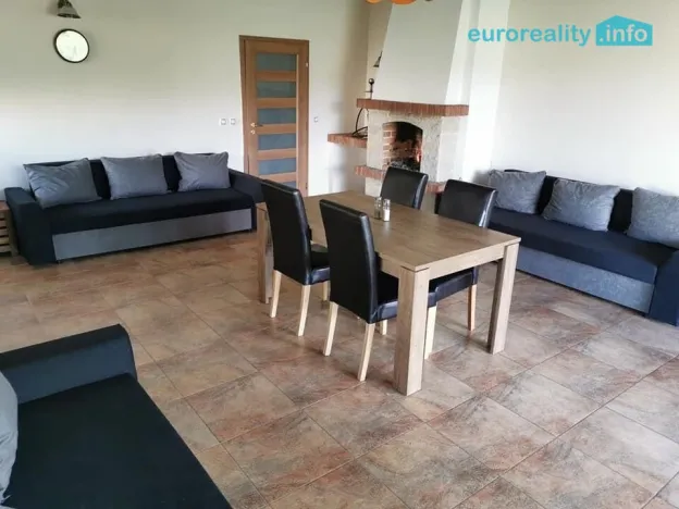 Pronájem rodinného domu, Velká Hleďsebe, 200 m2