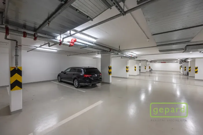 Pronájem bytu 3+kk, Praha, Arnošta Staňka, 61 m2