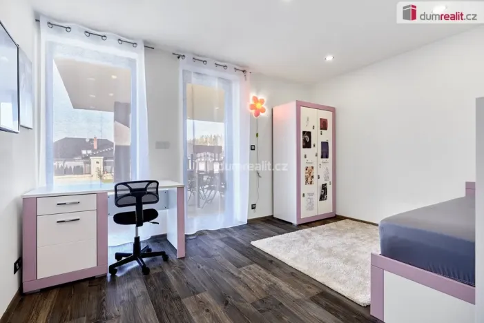 Prodej rodinného domu, Nová Role - Mezirolí, 136 m2