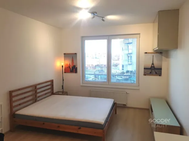 Pronájem bytu 1+kk, Praha - Letňany, Hlučkova, 38 m2