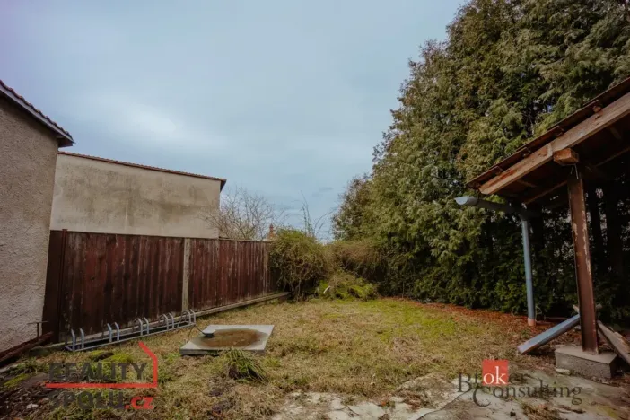 Pronájem obchodního prostoru, Libáň, náměstí Svobody, 100 m2