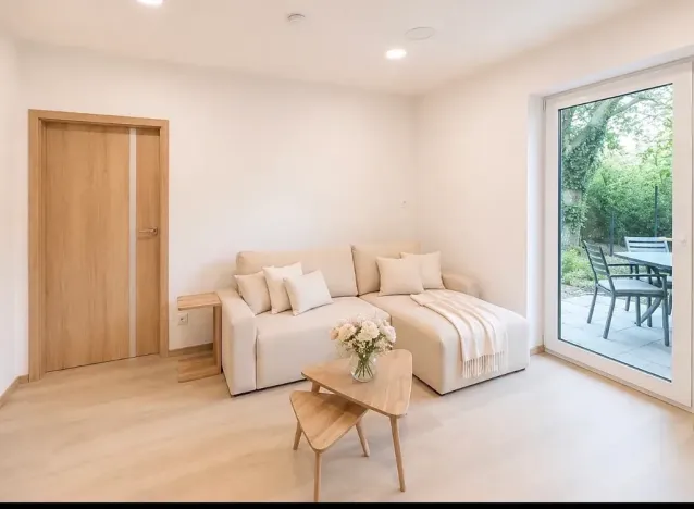 Pronájem bytu 2+kk, Mladá Boleslav, Nad Červenkou, 37 m2