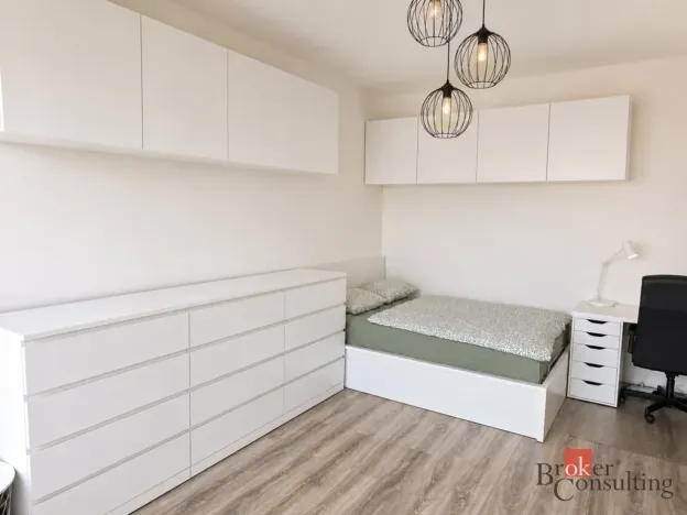 Pronájem bytu 1+kk, Brno - Trnitá, Křenová, 28 m2