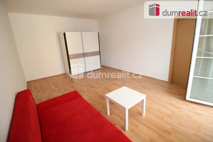 Pronájem bytu 1+1, Karlovy Vary - Doubí, Studentská, 50 m2