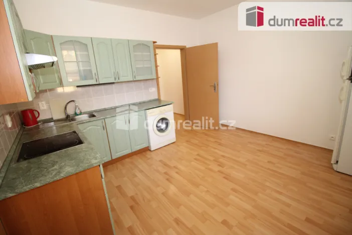 Pronájem bytu 1+1, Karlovy Vary - Doubí, Studentská, 50 m2