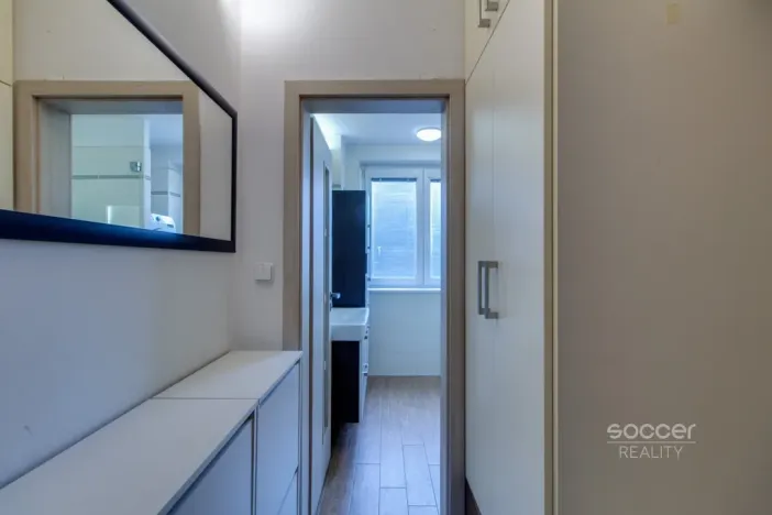Pronájem bytu 3+kk, Praha - Břevnov, Pod Královkou, 70 m2