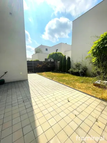 Prodej bytu 4+kk, Znojmo, Smutného, 79 m2
