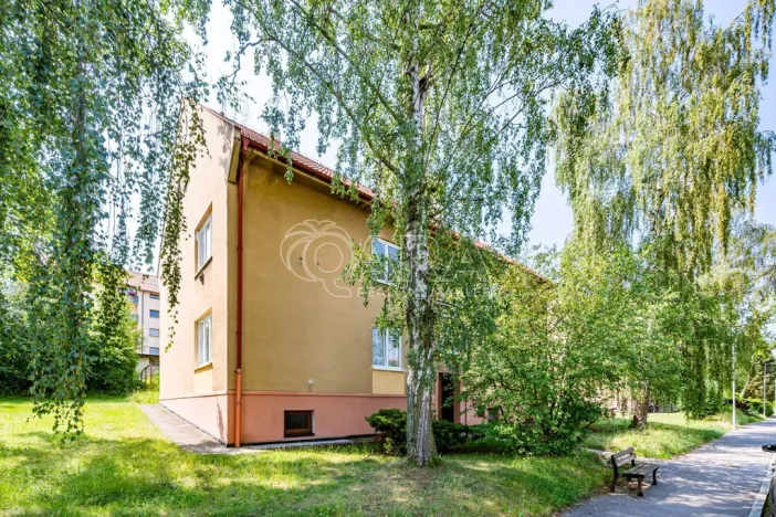 Prodej bytu 2+1, Hořovice, Na Radosti, 55 m2