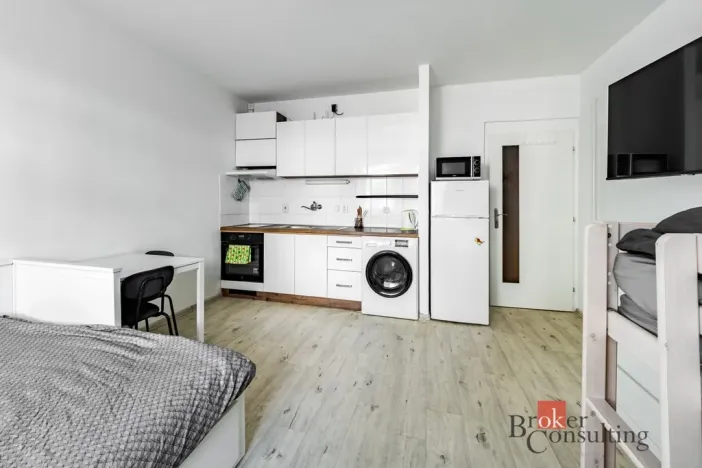 Prodej bytu 1+kk, Třeboň - Třeboň II, U Francouzů, 25 m2