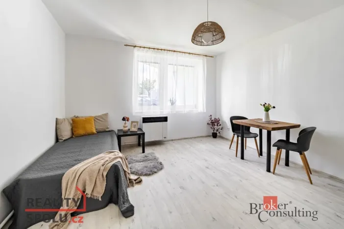 Prodej bytu 1+kk, Třeboň - Třeboň II, U Francouzů, 25 m2