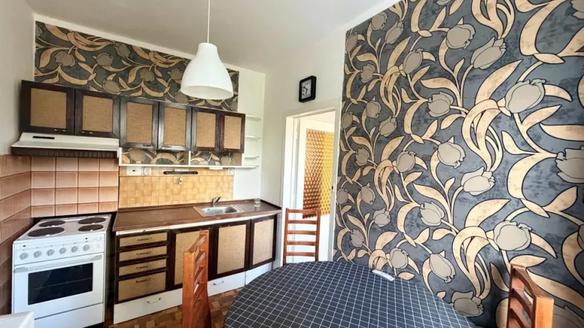 Pronájem bytu 2+1, Praha - Hlubočepy, Lamačova, 46 m2