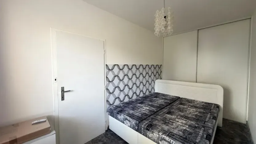 Pronájem bytu 2+1, Praha - Hlubočepy, Lamačova, 46 m2