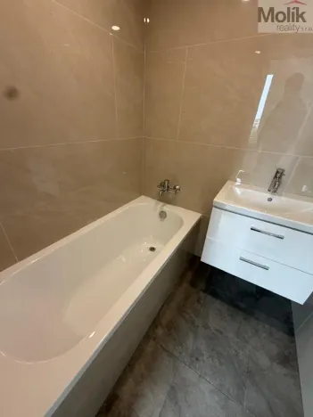 Pronájem bytu 3+1, Most, Česká, 81 m2