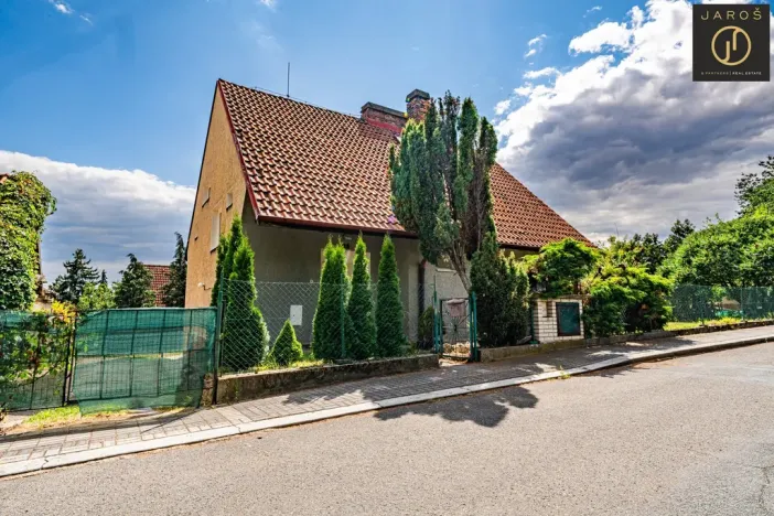Prodej rodinného domu, Lidice, Osady Ležáků, 145 m2