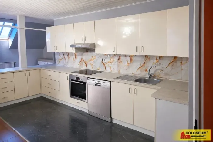Pronájem bytu 3+1, Modřice, 120 m2