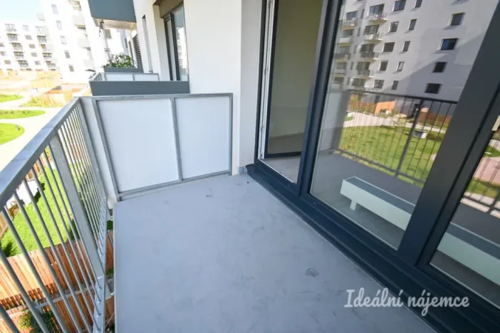 Pronájem bytu 1+kk, Brno, Sportovní, 39 m2