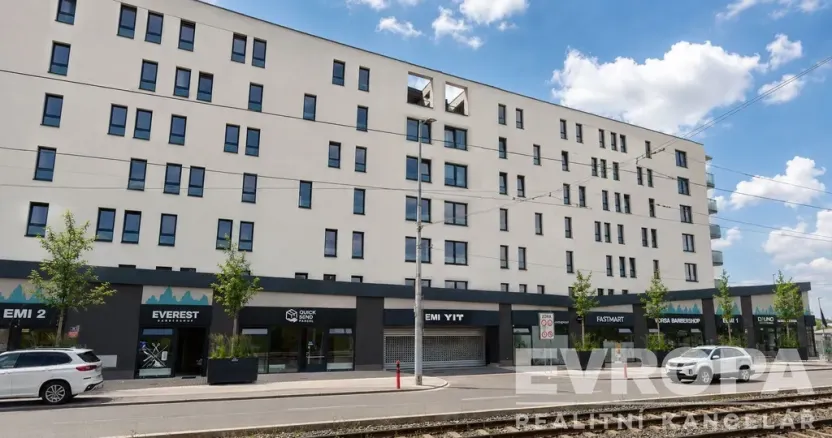 Prodej obchodního prostoru, Praha - Hloubětín, Kolbenova, 129 m2