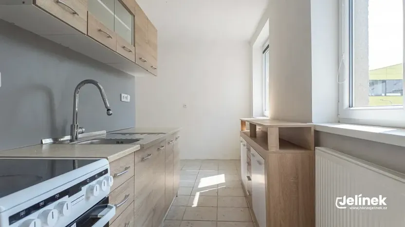 Prodej bytu 3+kk, Proseč, Rybenská, 58 m2