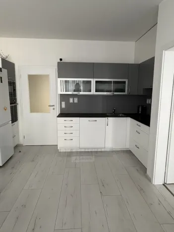 Pronájem bytu 3+kk, České Budějovice - České Budějovice 2, Na Zlaté stoce, 65 m2
