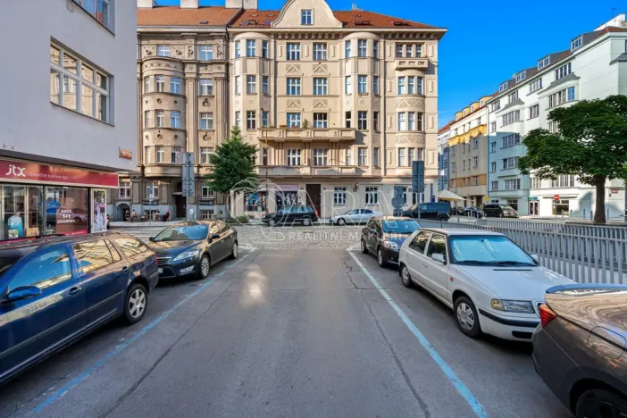 Prodej bytu 2+kk, Praha - Dejvice, Kafkova, 53 m2