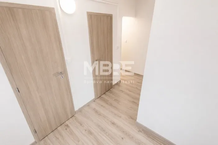 Pronájem bytu 2+1, Mezina, 70 m2
