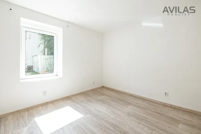 Pronájem bytu 1+kk, Zvěstov - Roudný, 27 m2