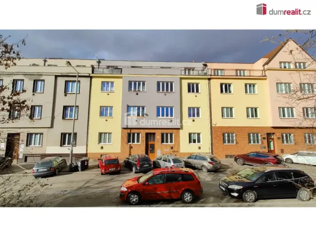 Pronájem bytu 2+kk, Praha - Vinohrady, Nad olšinami, 42 m2