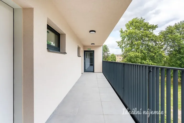 Pronájem bytu 1+kk, Praha - Čakovice, Danielova, 32 m2