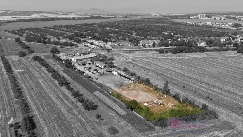 Pronájem komerčního pozemku, Velké Pavlovice, Nádražní, 2960 m2