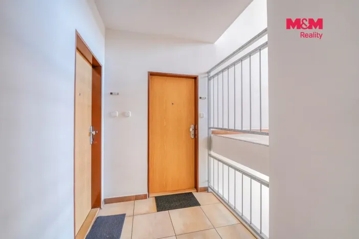 Pronájem bytu 2+kk, Plzeň - Lobzy, Sušická, 46 m2