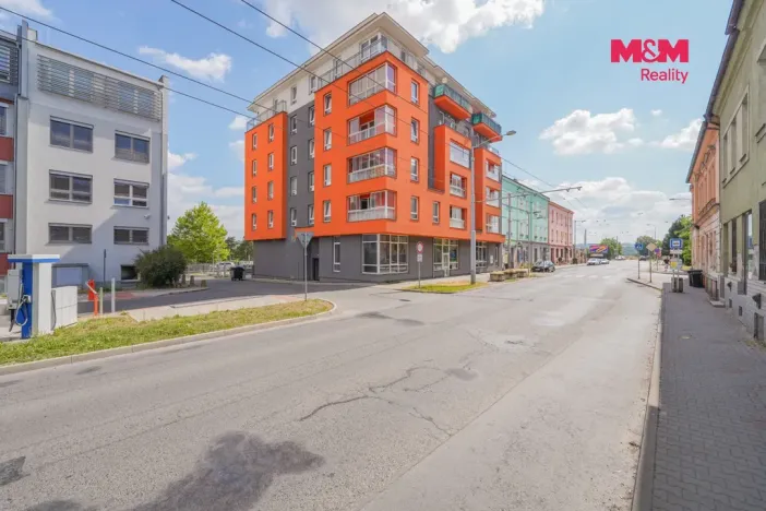 Pronájem bytu 2+kk, Plzeň - Lobzy, Sušická, 46 m2