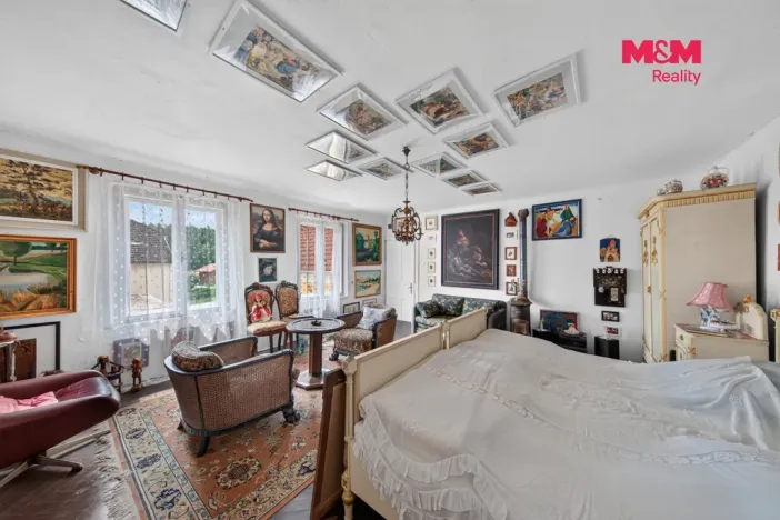 Prodej rodinného domu, Uzeničky - Černívsko, 163 m2