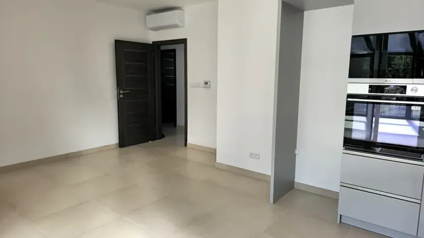Pronájem rodinného domu, Káraný, Masarykova, 84 m2