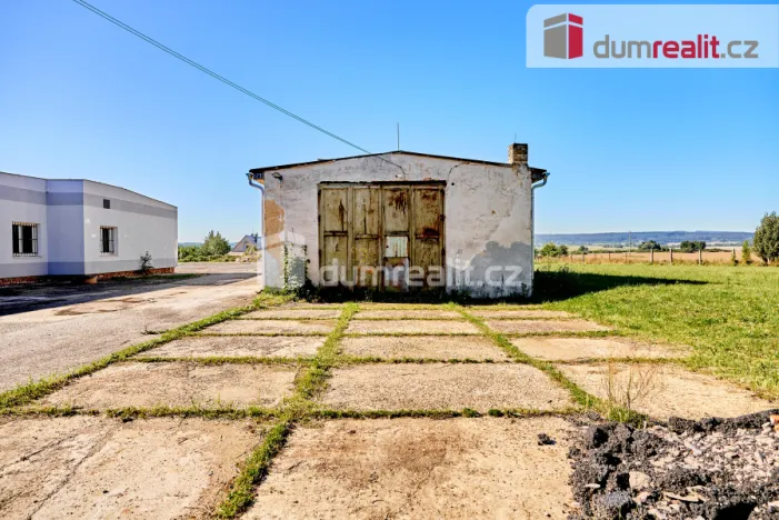 Prodej výrobních prostor, Štědrá, 2500 m2