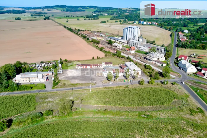 Prodej výrobních prostor, Štědrá, 2500 m2
