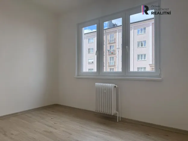 Pronájem bytu 2+1, Ostrov, S. K. Neumanna, 56 m2