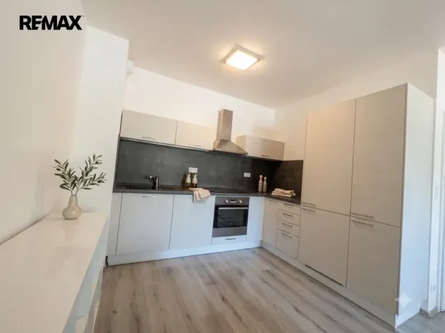 Pronájem bytu 2+kk, Hradec Králové - Nový Hradec Králové, Jana Masaryka, 58 m2