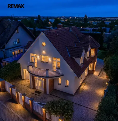Prodej vily, Praha - Libuš, Betáňská, 507 m2