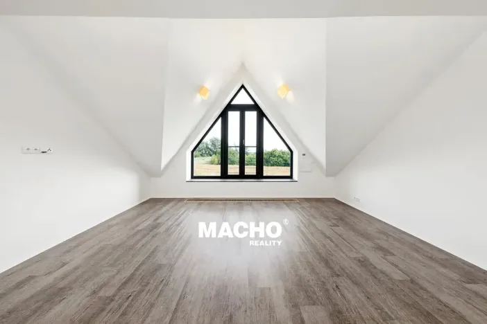 Pronájem rodinného domu, Kosoř, Školská, 380 m2