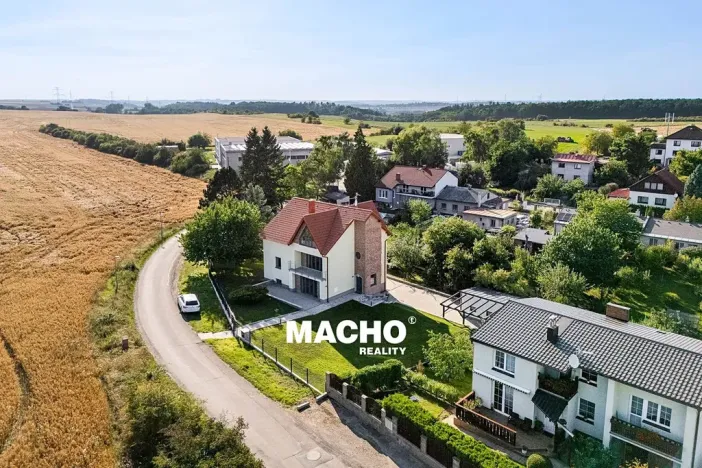 Pronájem rodinného domu, Kosoř, Školská, 380 m2